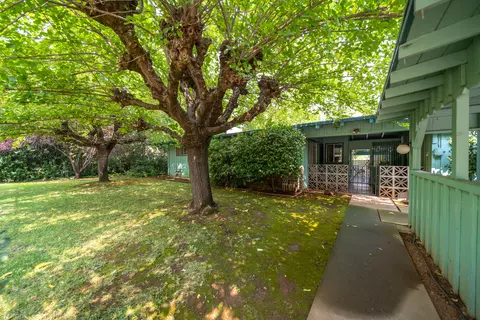 2384 Marilyn Ave, Redding, CA 96002 photo 8