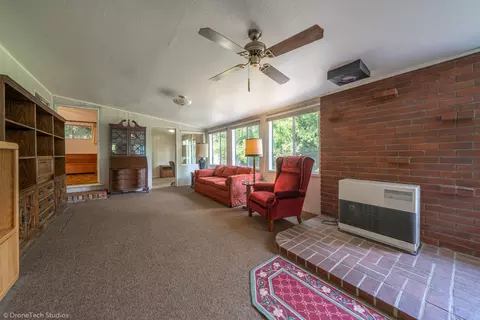 2384 Marilyn Ave, Redding, CA 96002 photo 24
