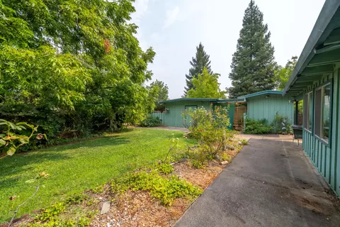 2384 Marilyn Ave, Redding, CA 96002 photo 45