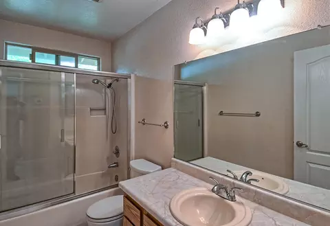 2210 Chelsa, Redding, CA 96002 photo 25