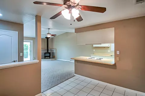 2210 Chelsa, Redding, CA 96002 photo 15