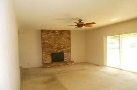 7028 Granada Dr, Redding, CA 96002 photo 9
