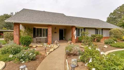 4622 Alta Camino Dr, Redding, CA 96002 photo 2