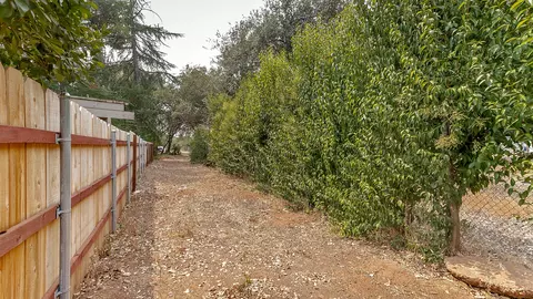 4622 Alta Camino Dr, Redding, CA 96002 photo 37