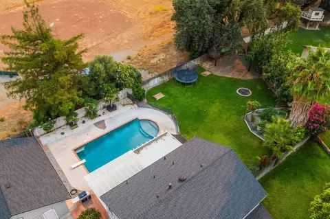 635 Mulberry Ct, Red Bluff, CA 96080 photo 3