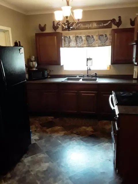 1826 Mill St, Anderson, CA 96007 photo 14
