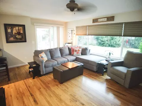 621 Dee Ct, Redding, CA 96002 photo 8