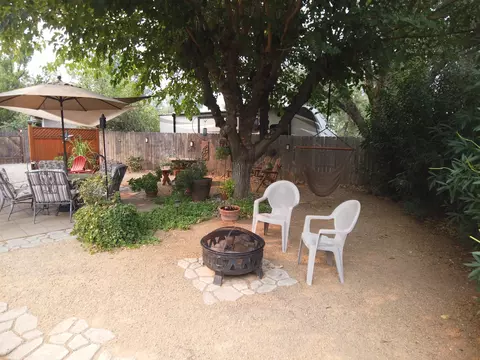 621 Dee Ct, Redding, CA 96002 photo 27