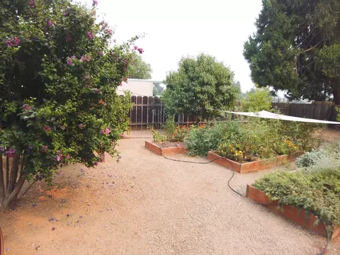 621 Dee Ct, Redding, CA 96002 photo 29