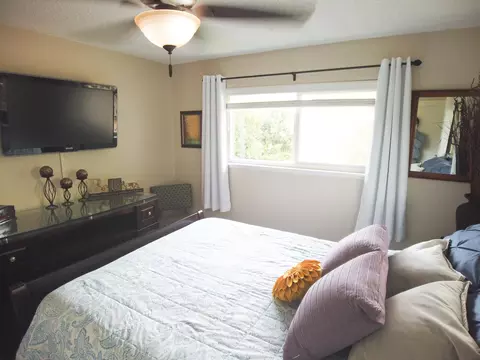 621 Dee Ct, Redding, CA 96002 photo 20