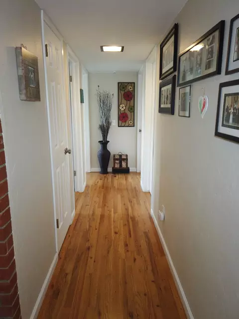 621 Dee Ct, Redding, CA 96002 photo 15