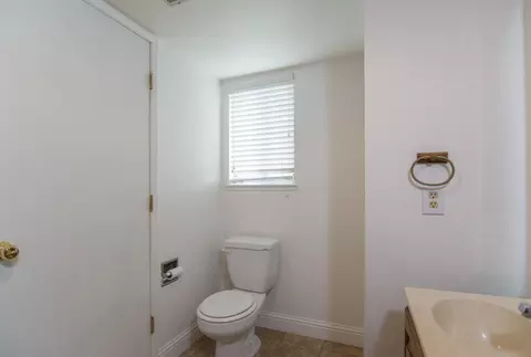 606 Brock Dr, Redding, CA 96003 photo 14