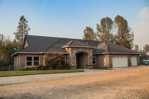 16303 Mahee St, Redding, CA 96001 photo 2