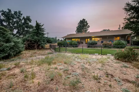 3150 Valentine Ln, Redding, CA 96001 photo 6