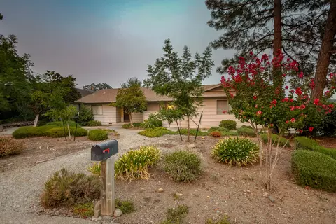 3150 Valentine Ln, Redding, CA 96001 photo 3