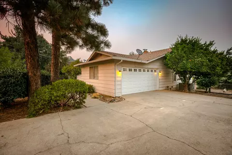 3150 Valentine Ln, Redding, CA 96001 photo 9