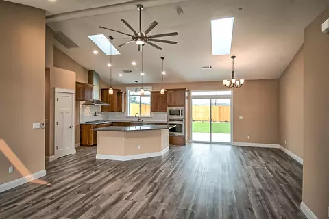 11321 Menlo Way, Redding, CA 96003 photo 6