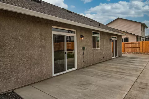 11321 Menlo Way, Redding, CA 96003 photo 38