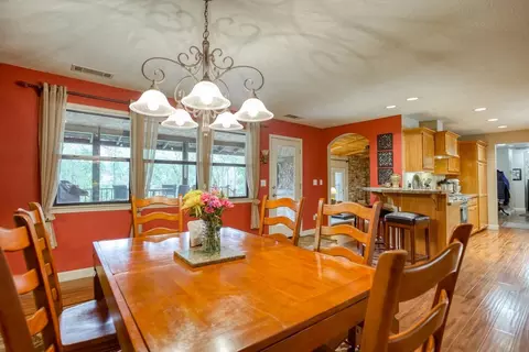 10328 October Ln, Redding, CA 96003 photo 15