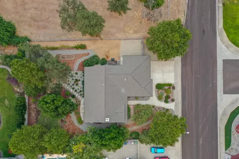 19414 Hollow Ln, Redding, CA 96003 photo 2