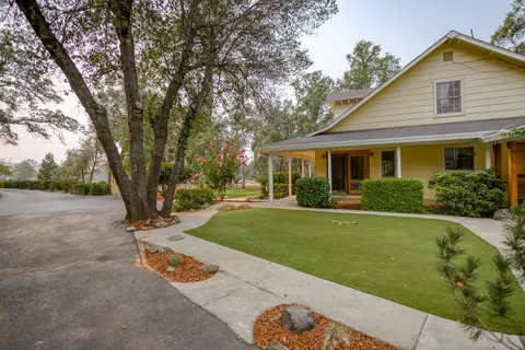 12930 Old Oregon Trl, Redding, CA 96003 photo 3