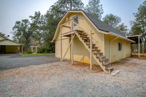 12930 Old Oregon Trl, Redding, CA 96003 photo 13