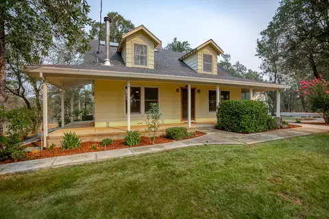 12930 Old Oregon Trl, Redding, CA 96003 photo 1