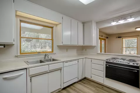 12930 Old Oregon Trl, Redding, CA 96003 photo 33
