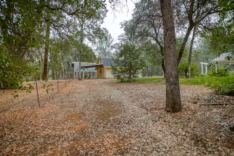 12930 Old Oregon Trl, Redding, CA 96003 photo 59