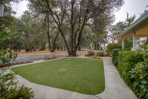 12930 Old Oregon Trl, Redding, CA 96003 photo 9