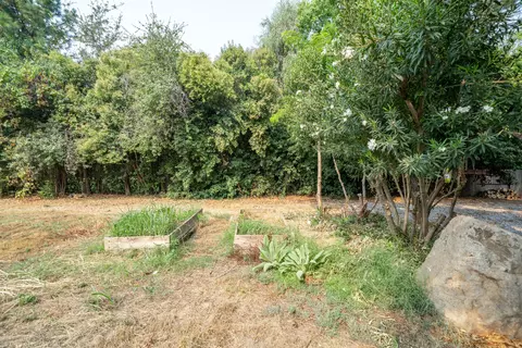 2273 Alden Ave, Redding, CA 96002 photo 32