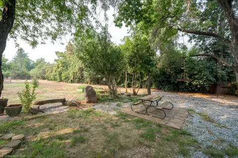 2273 Alden Ave, Redding, CA 96002 photo 31