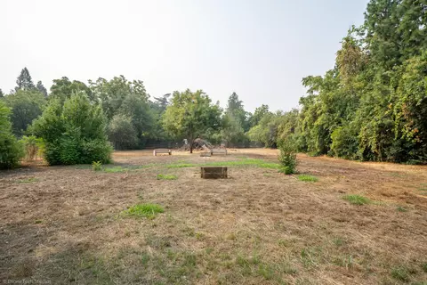 2273 Alden Ave, Redding, CA 96002 photo 37