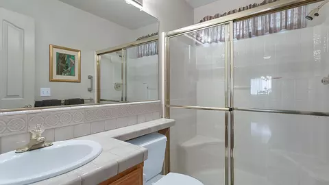 372 Bountiful Path, Redding, CA 96003 photo 12