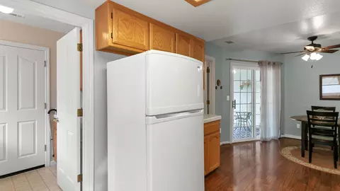372 Bountiful Path, Redding, CA 96003 photo 33