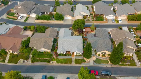 372 Bountiful Path, Redding, CA 96003 photo 56