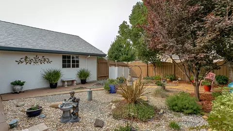 372 Bountiful Path, Redding, CA 96003 photo 44