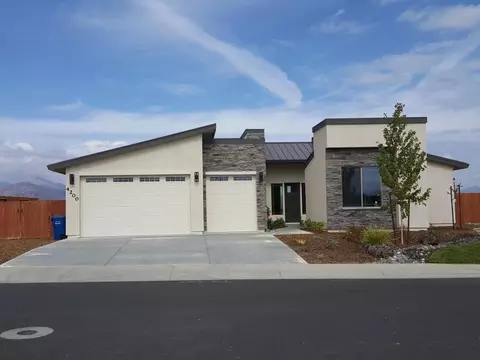 4664 Lower Springs Rd, Redding, CA 96001 photo 1