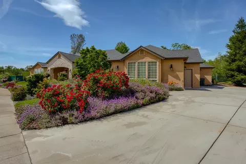 2123 Oshea Way, Redding, CA 96003 photo 2