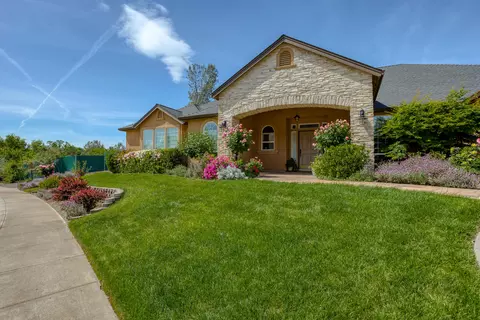 2123 Oshea Way, Redding, CA 96003 photo 3