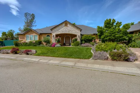 2123 Oshea Way, Redding, CA 96003 photo 4
