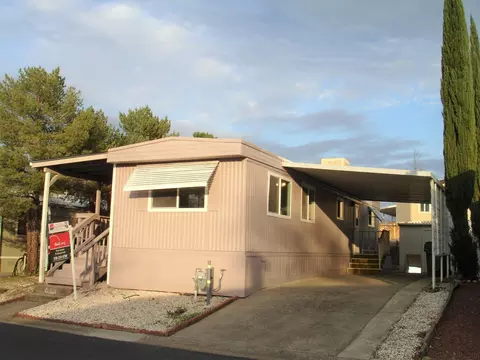 895 Shawnee Trl, Redding, CA 96003 photo 12