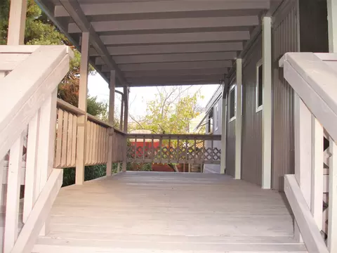 895 Shawnee Trl, Redding, CA 96003 photo 15