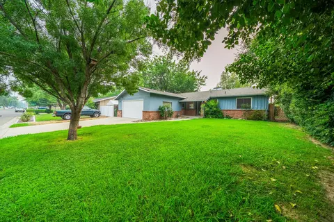 6364 El Camino Dr, Redding, CA 96001 photo 3