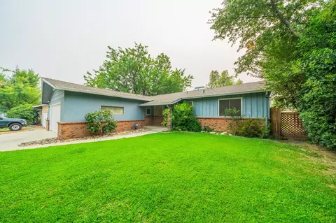 6364 El Camino Dr, Redding, CA 96001 photo 4