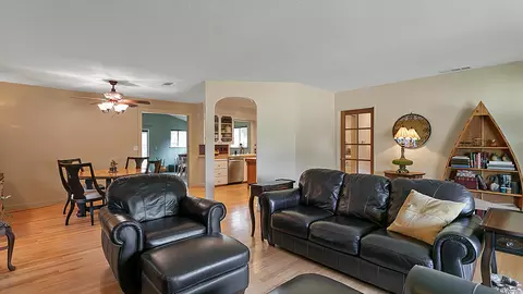 2671 Sacramento Dr, Redding, CA 96001 photo 10