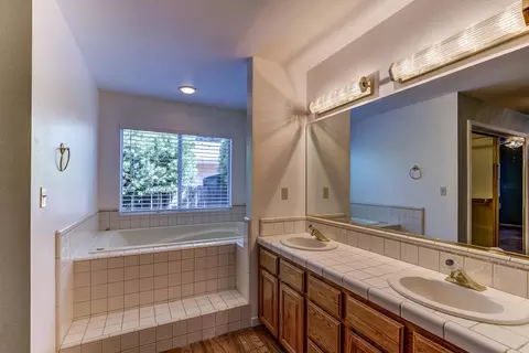 256 Kingsview Ct, Redding, CA 96003 photo 24