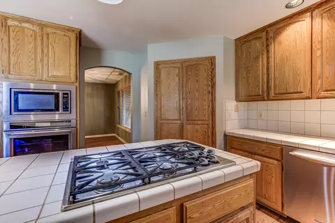256 Kingsview Ct, Redding, CA 96003 photo 16