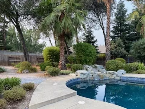 4518 Big Horn Dr, Redding, CA 96002 photo 2