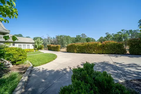 13198 Tierra Heights Rd, Redding, CA 96003 photo 69
